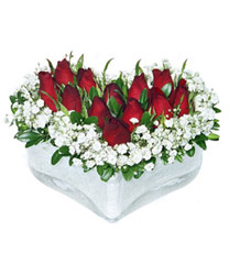 Ankara Sincan de farklı bir çiçek firması ürünü  Özel anların kalpli çiçeği Ankara çiçek gönder firması şahane ürünümüz 